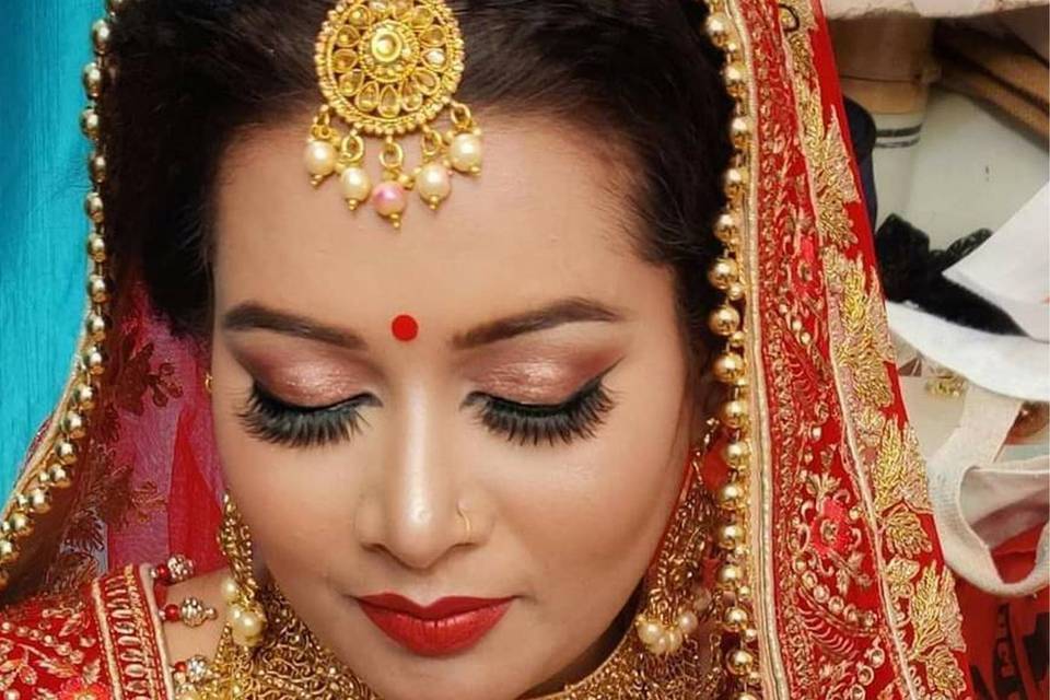 Bridal makeup