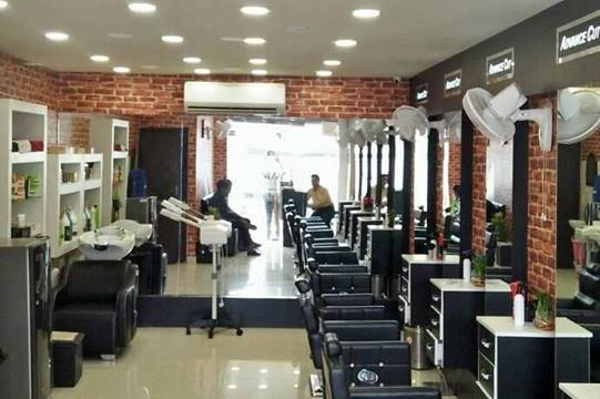 Advance Cut Unisex Salon, Faridabad
