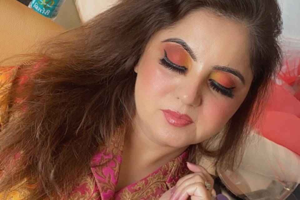 Mehendi/haldi makeup look