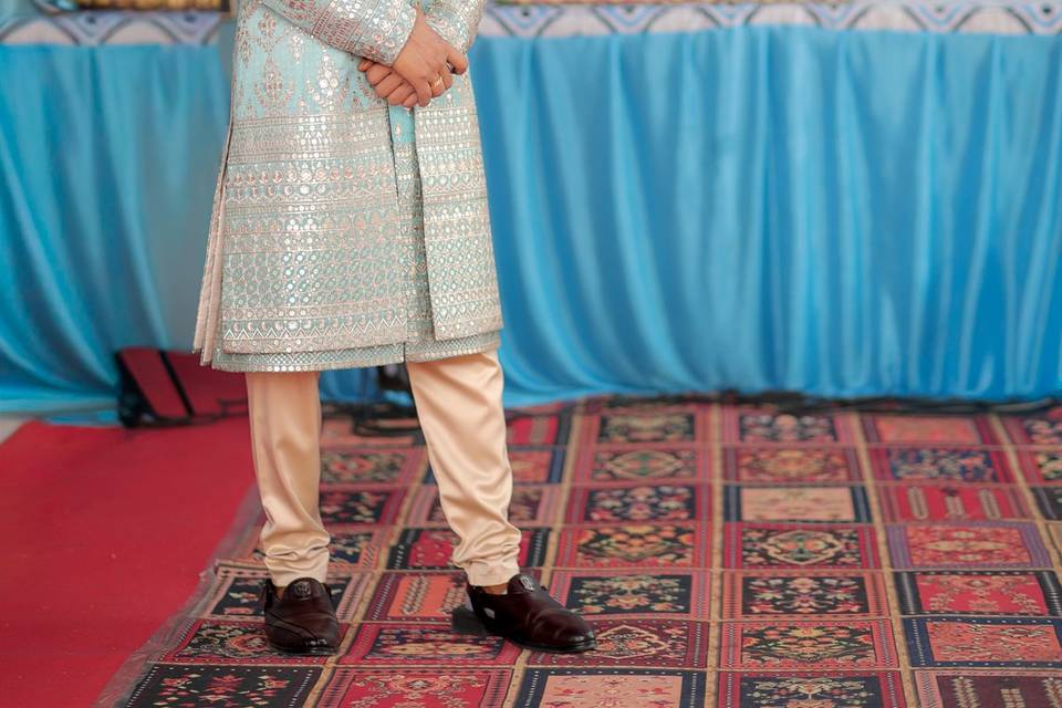 Groom