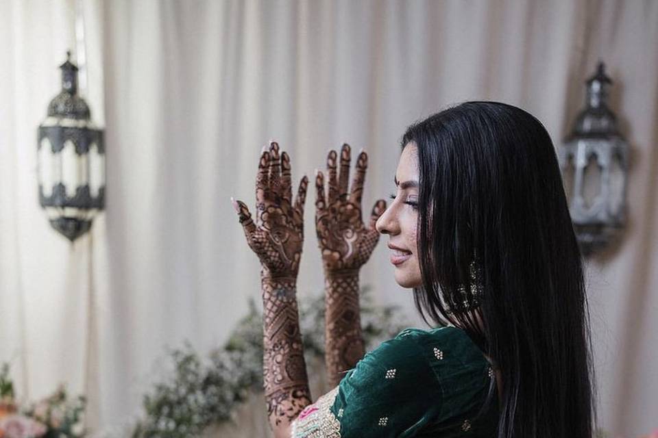 Bridal mehndi