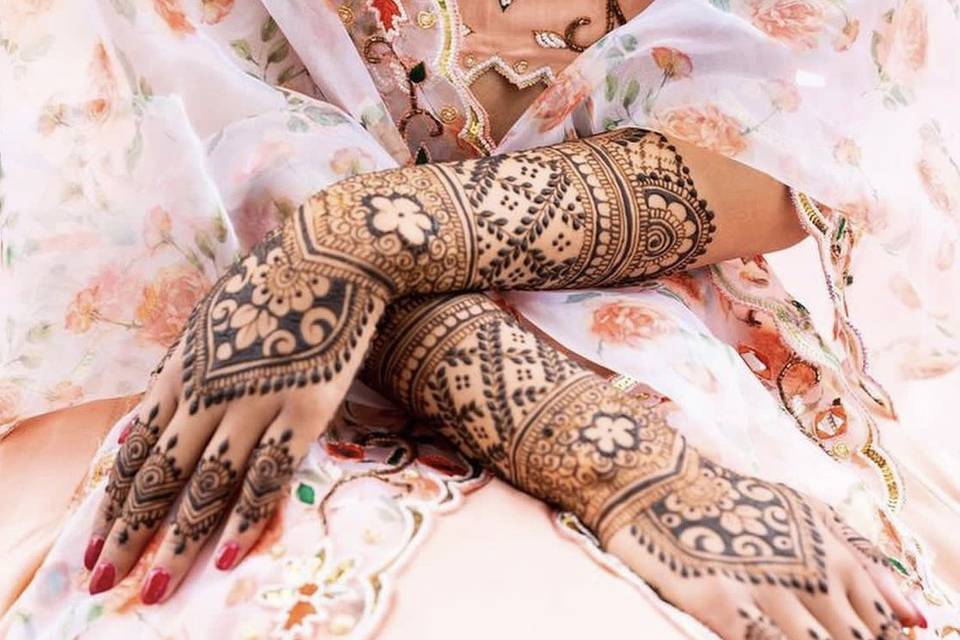 Bridal mehndi