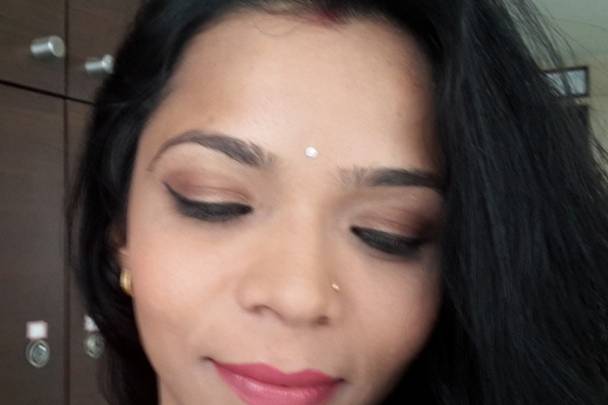 Shruthipraveen - Makeup Artist