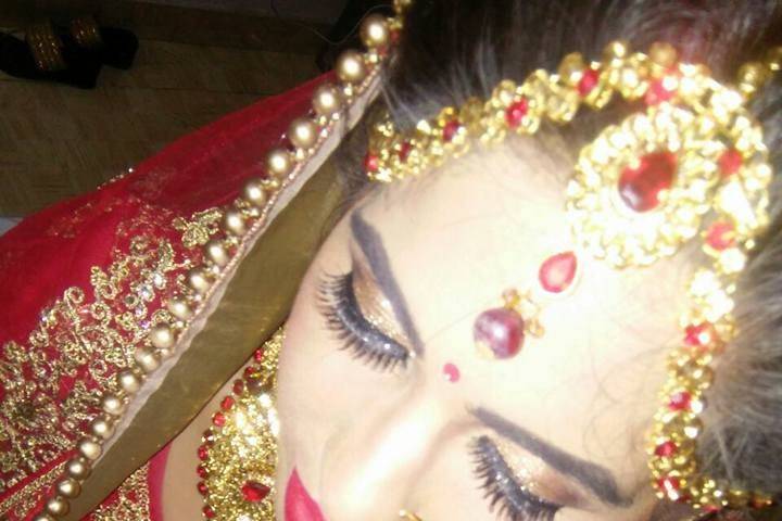 Bridal makeup