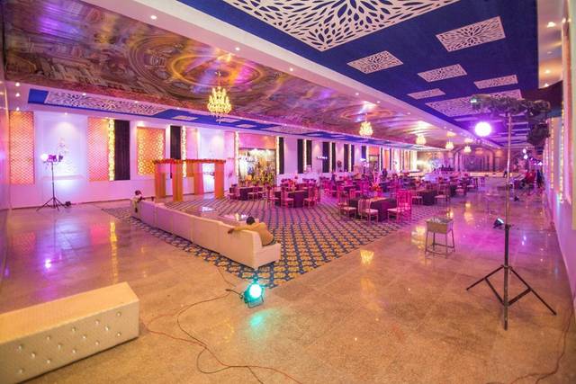 Banquet hall