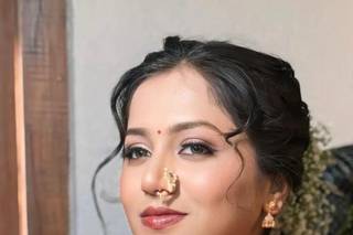 Pratiksha Makeup Artist