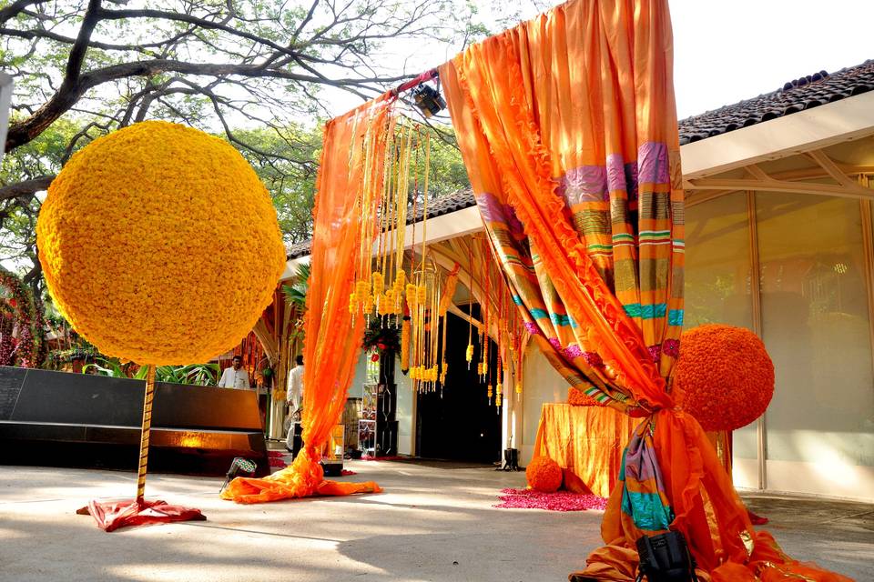 Mehndi Decor