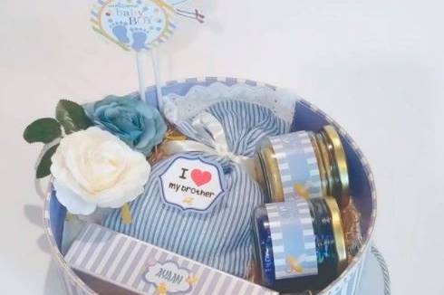 Gift hamper