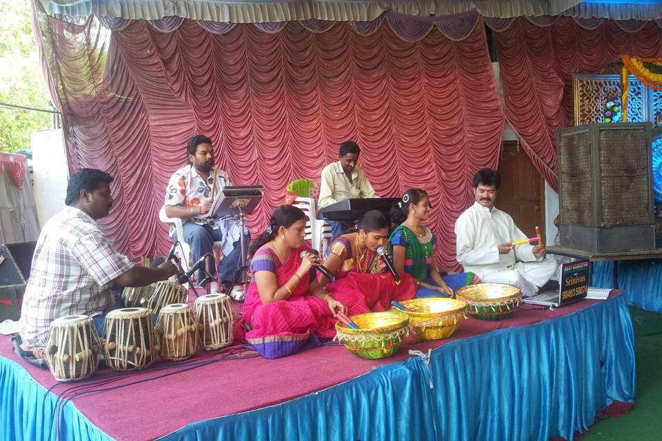 Kolatam & Dandiya For Weddings