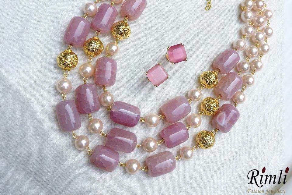 Layered Pearl Necklace