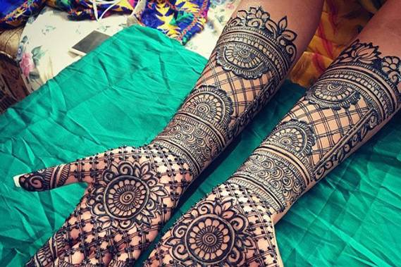 Pardeep Mehandi Artist