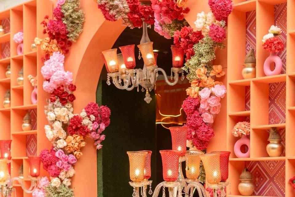 VIBRANT DECOR
