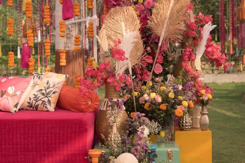 COLOURFUL MEHENDI