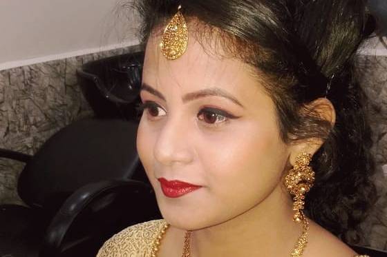 Shine Beauty Salon & Spa, Sambalpur