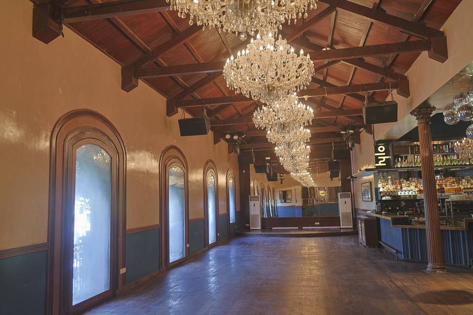 Banquet hall