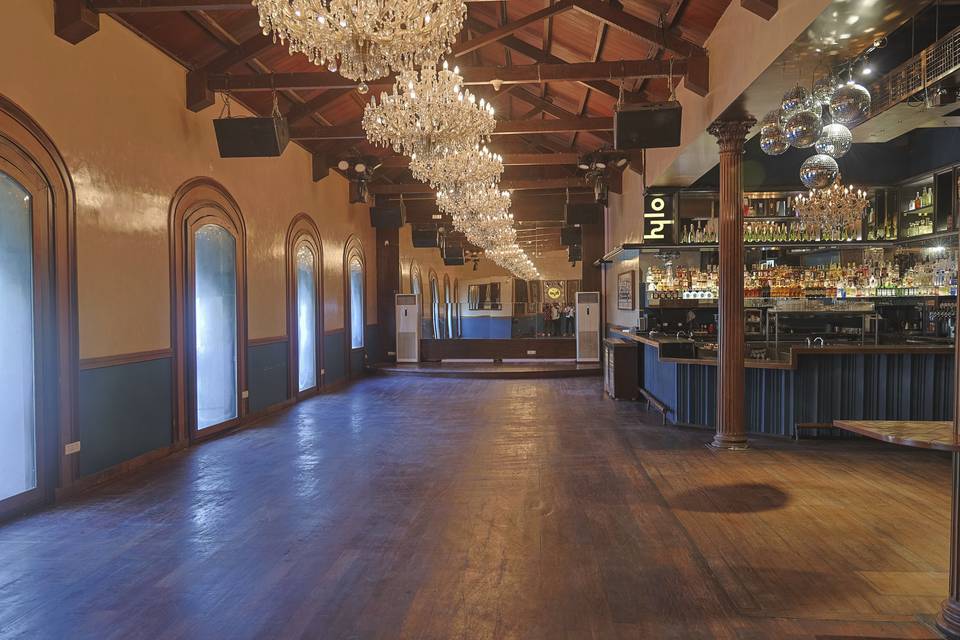 Banquet hall