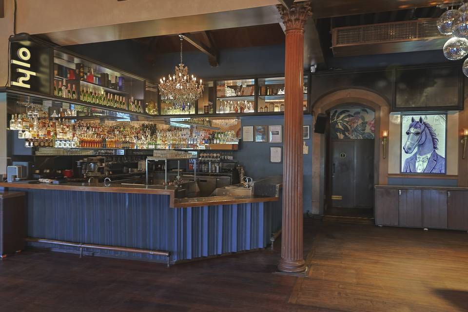 Banquet hall