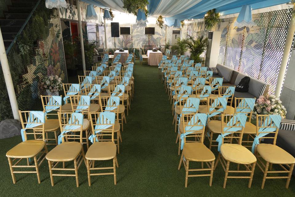 Banquet hall
