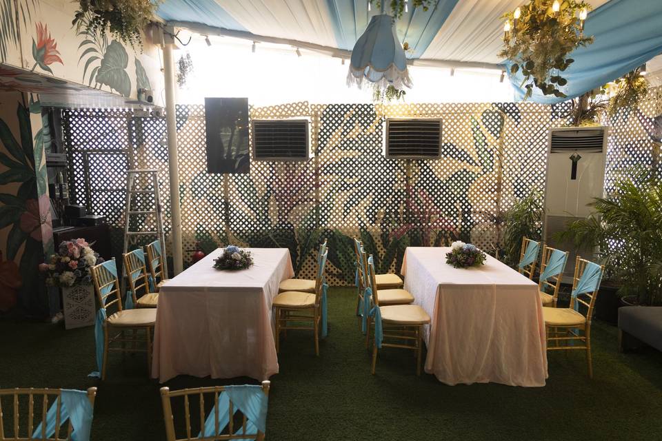 Banquet hall