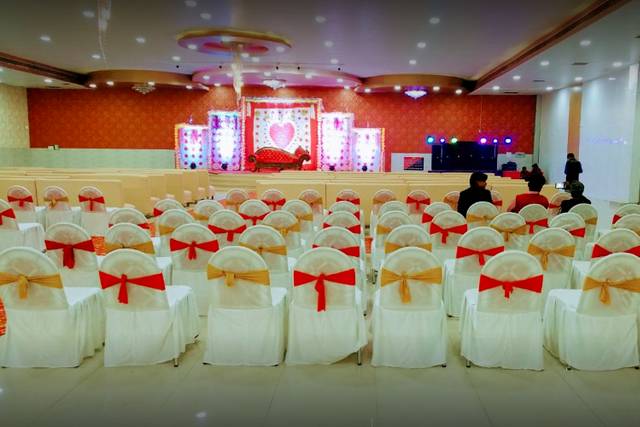Chandra Marriage Lawn & Banquet Hall