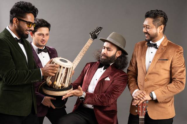 SOZZ Band