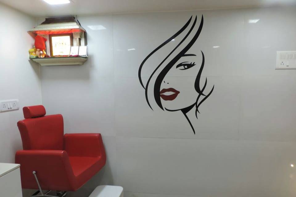 Aries Hair & Beauty Salon, Valsad