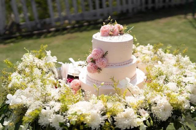 Wedding cake