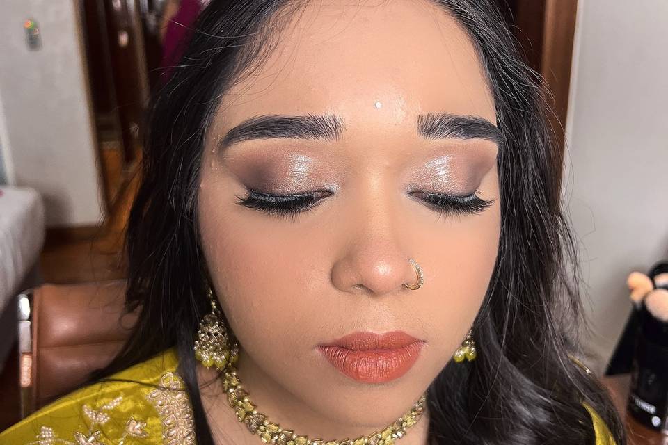 Party makeup