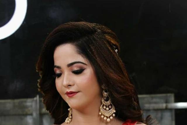 Party makeup