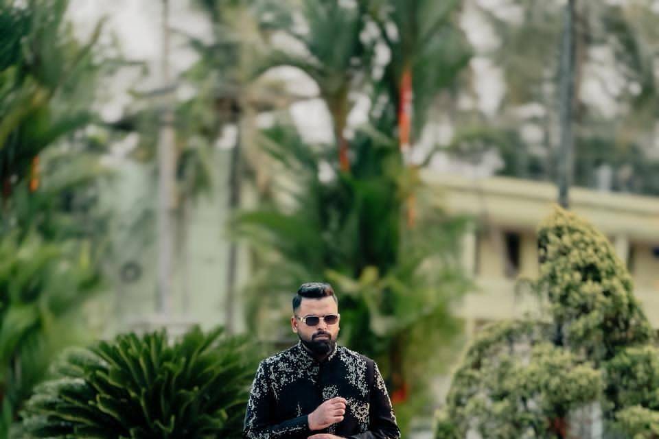 Groom