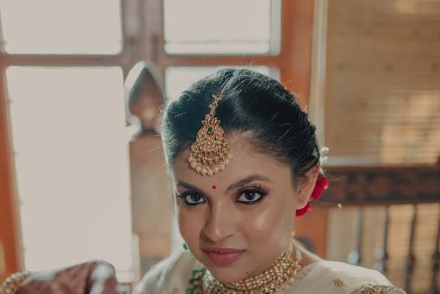 Makeup by Soumyaa Mahuvakar