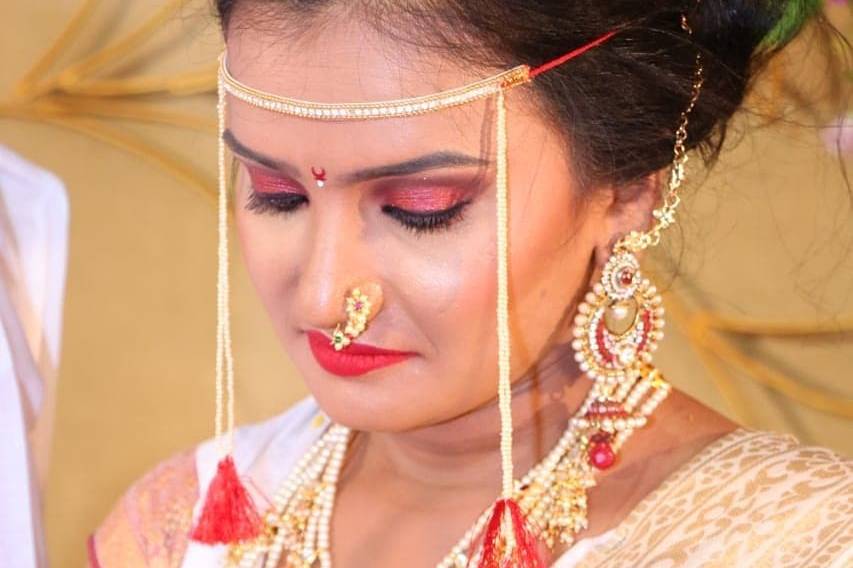 Bridal makeup