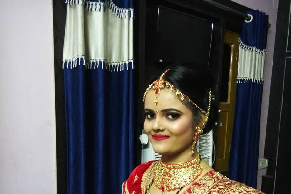 Bridal makeup