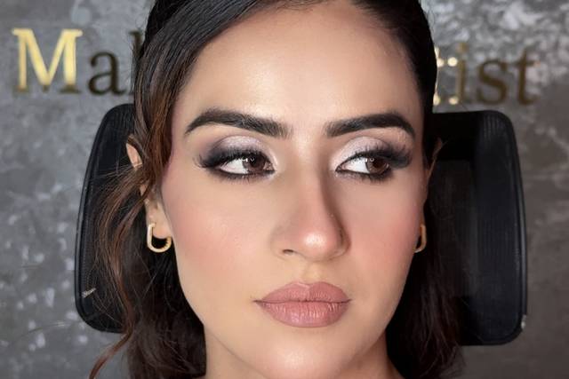 Party makeup