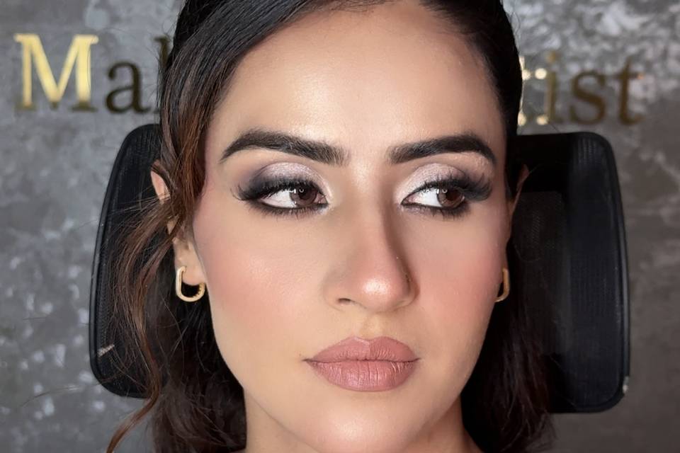 Party makeup