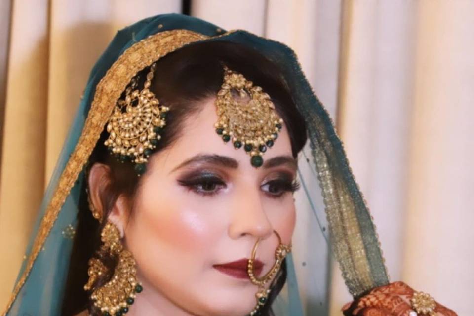 Bridal makeup