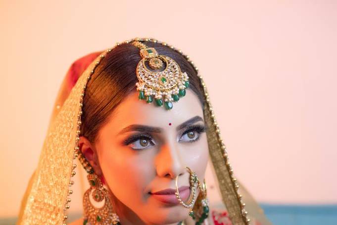 Bridal makeup