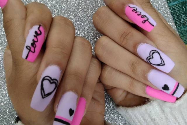 Top Nail Studio For Women services in Ahmedabad, India at your home