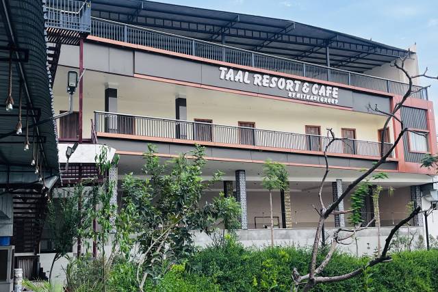 Taal Resort & Cafe