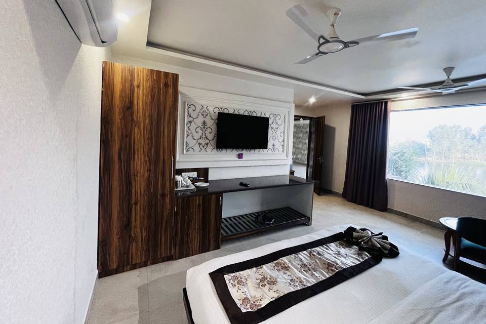 Accommodation