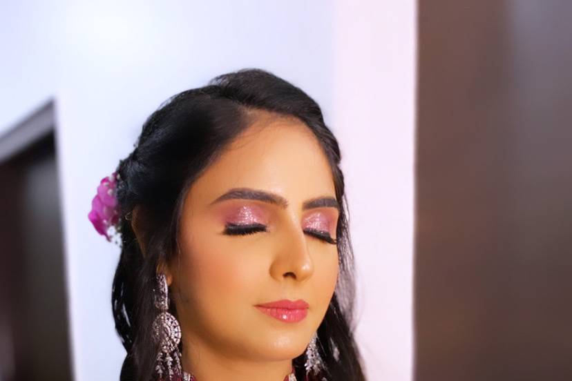 Kirti Chanchal Makeovers