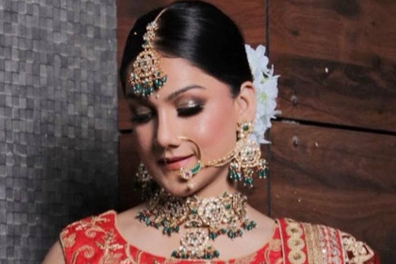 Bridal makeup