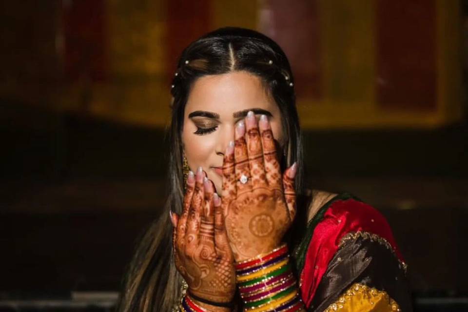 Mehendi makeup