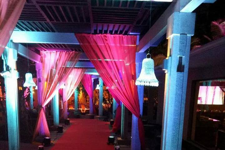 Entrance Decor