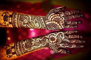 Divya Mehndi Artist, Khurja