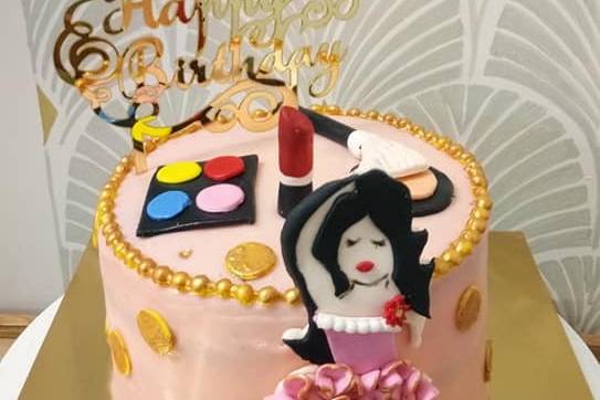 Order Fondant MAC Makeup Designed Cake 2.5 Kg | IndiaCakes