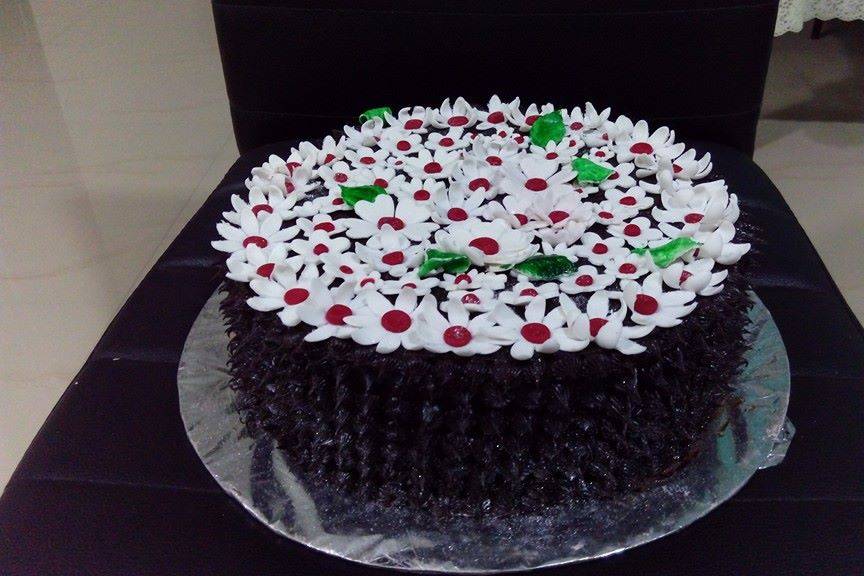 Best Chocolate Cake With Cherry Jam Recipe - How To Make Chocolate Cake