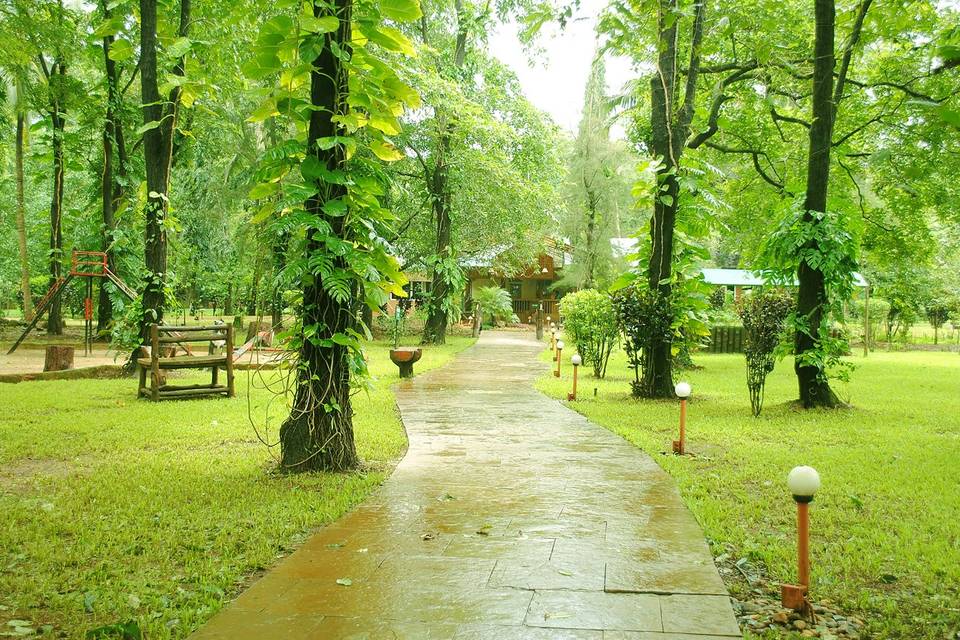 Dudhsagar Spa Resort