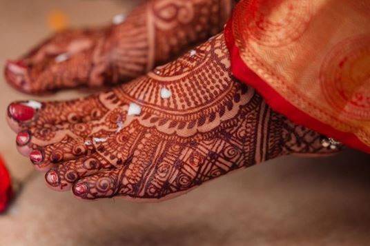 Simple Mehndi Designs for Fingers | inspiration photos