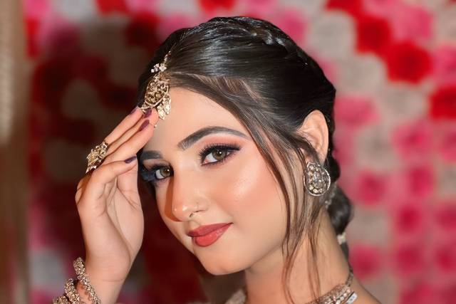Party makeup